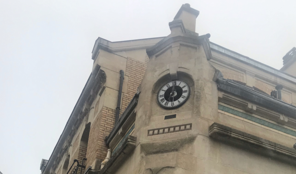 Horloge de la gare Boulainvilliers